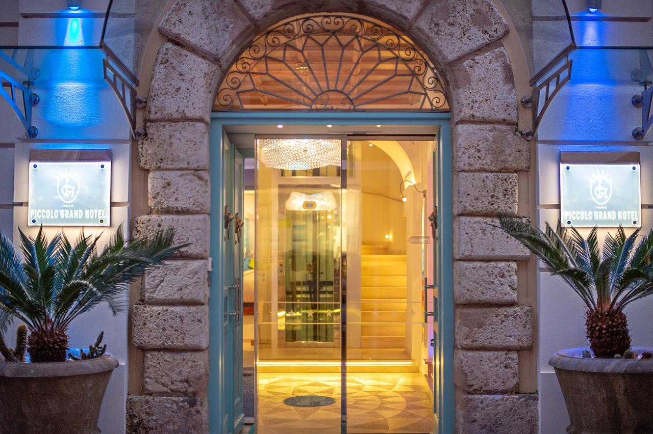 Piccolo Grand Hotel بيتسو المظهر الخارجي الصورة